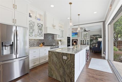 605 Barnes Street Mckinney TX 75069