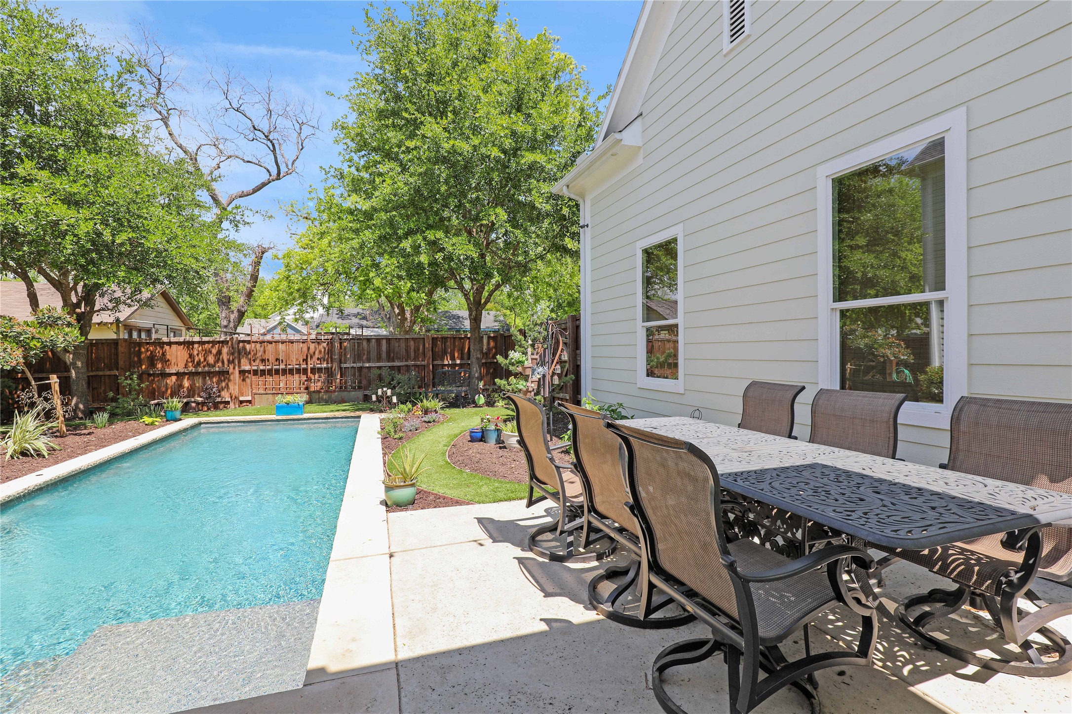 605 Barnes Street Mckinney TX 75069