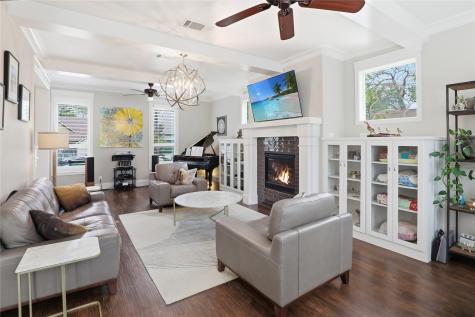 605 Barnes Street Mckinney TX 75069