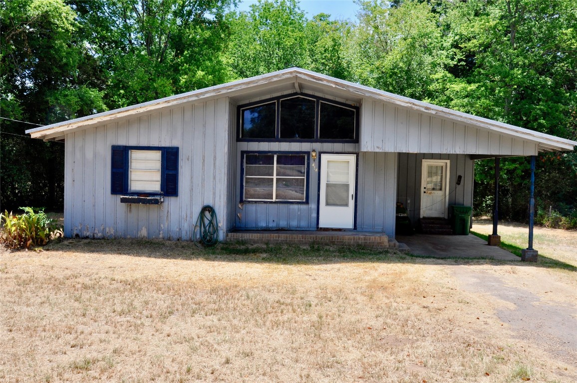 414 E Main Street Omaha TX 75571