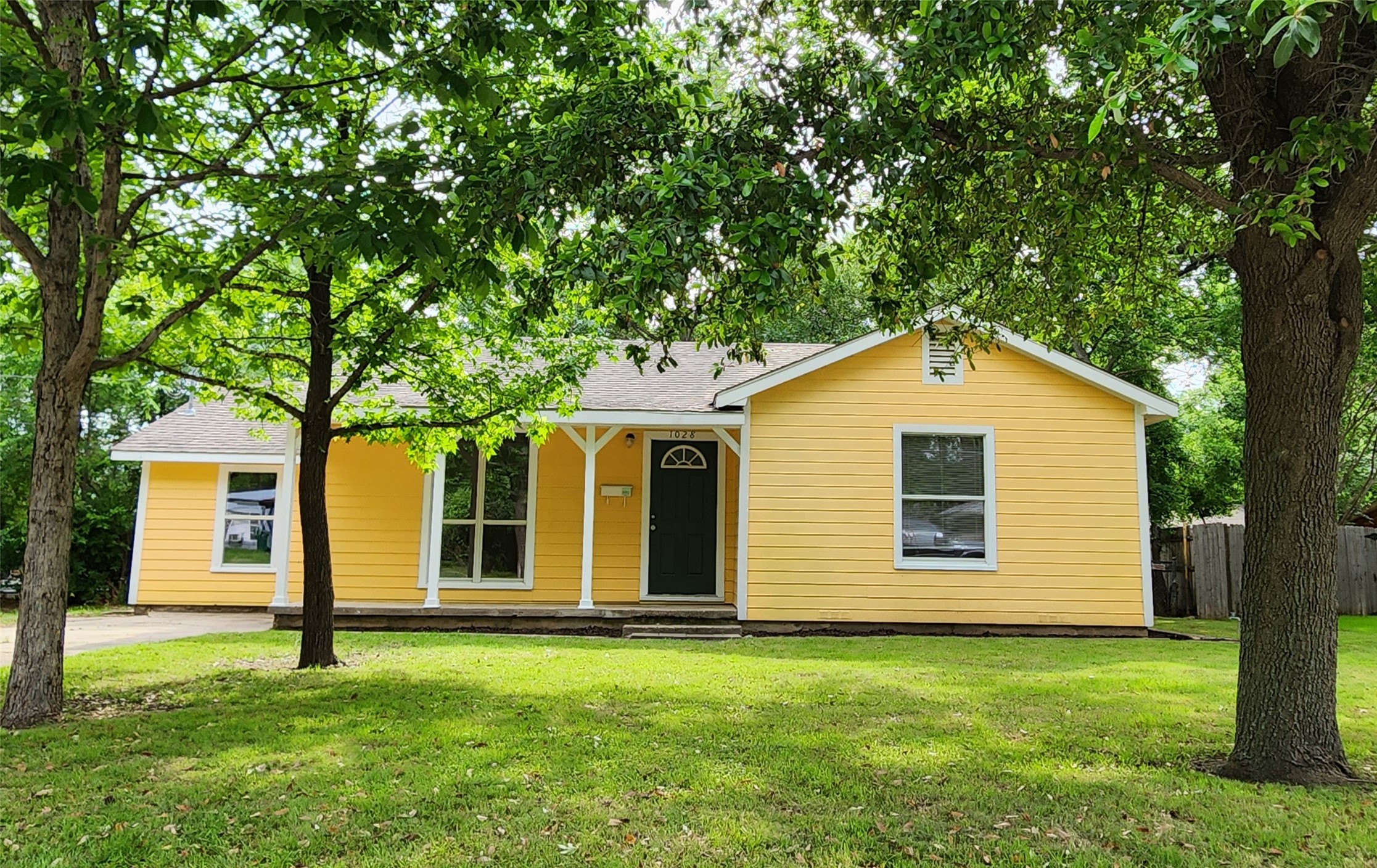 1028 Coit Street Denton TX 76201