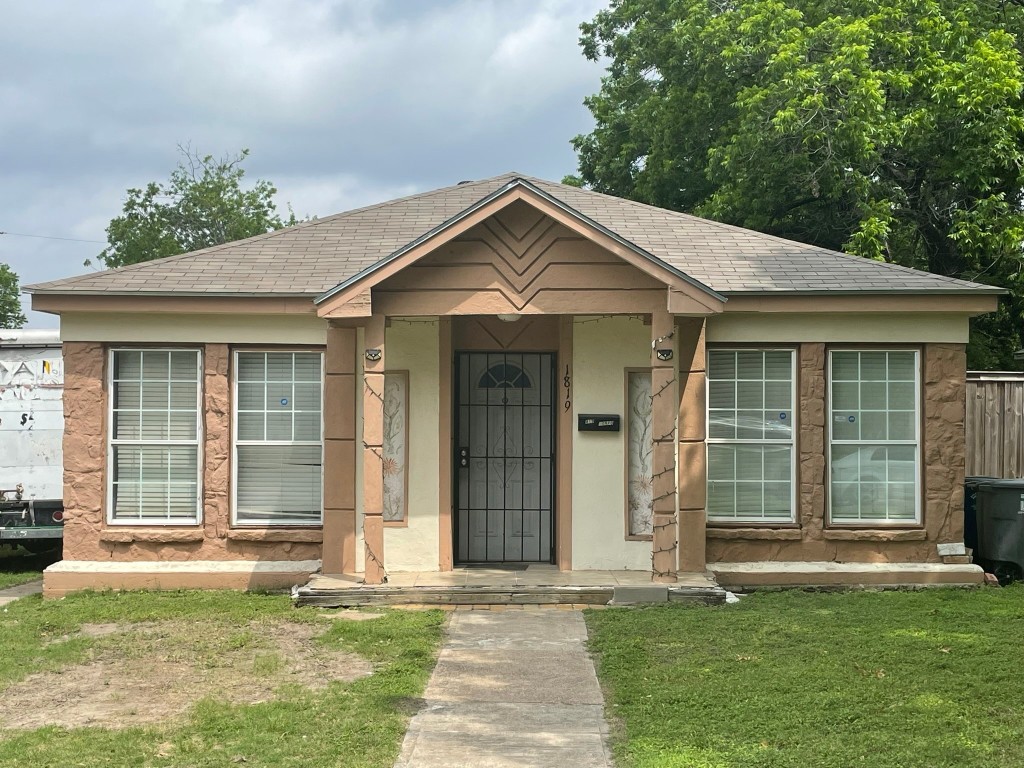 1819 Norfolk Avenue Dallas TX 75203