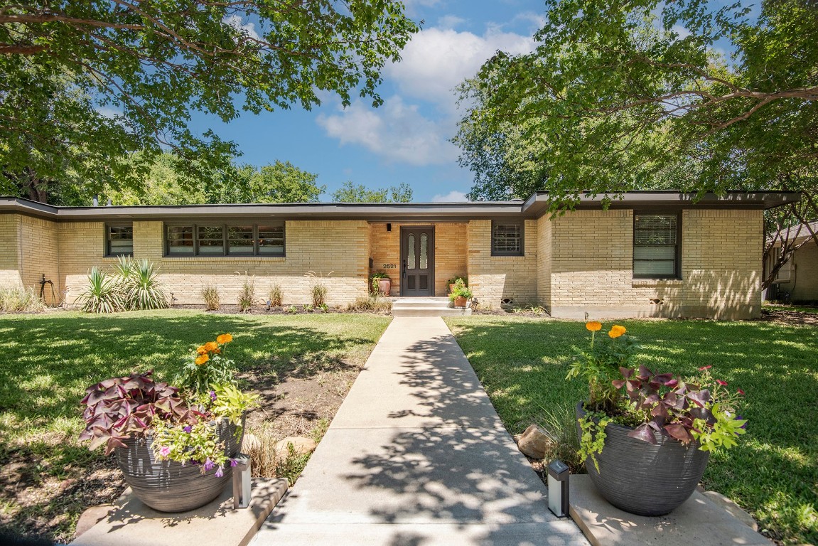 2521 Ryan Place Drive Fort Worth TX 76110