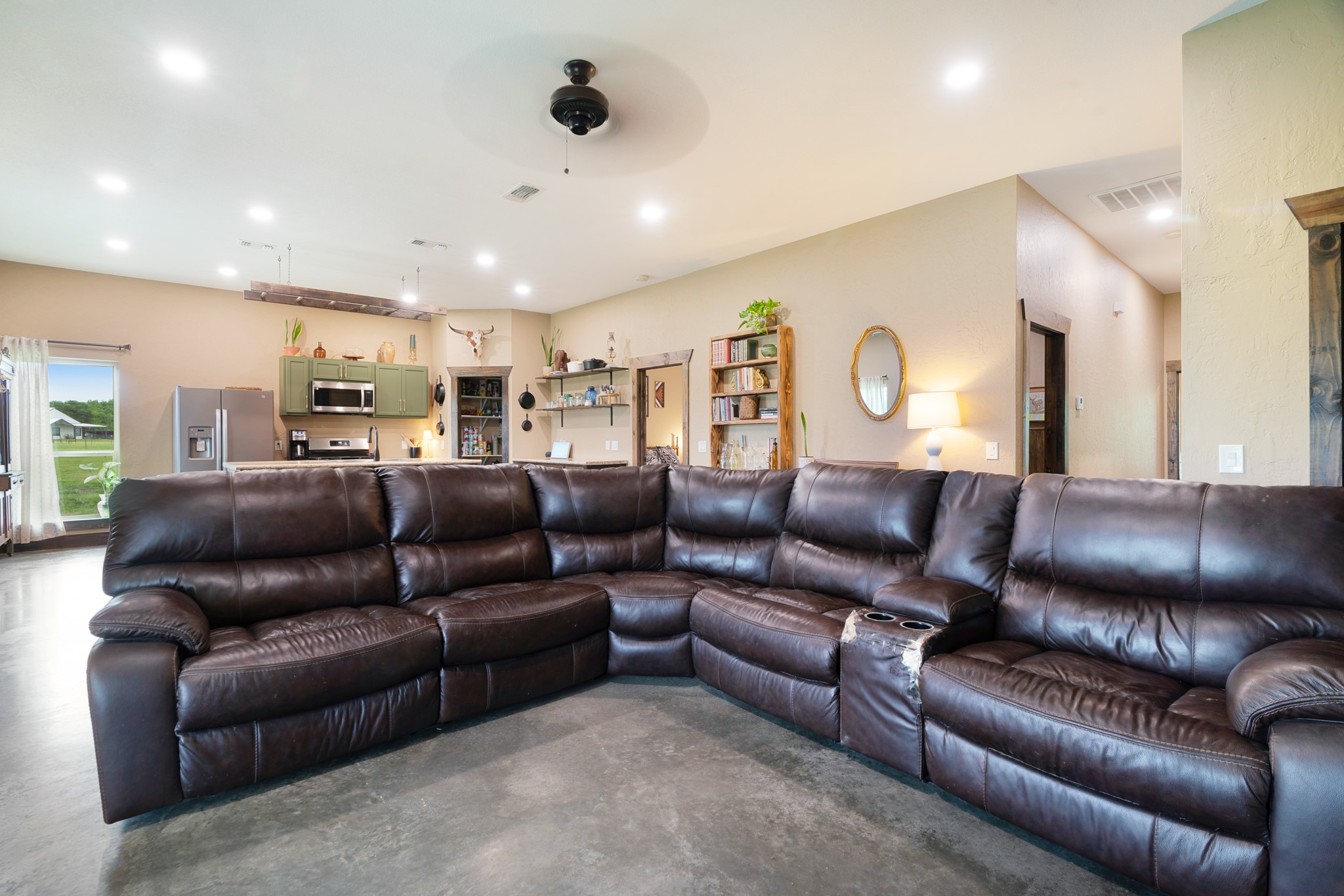 819 County Road 12550 Paris TX 75462