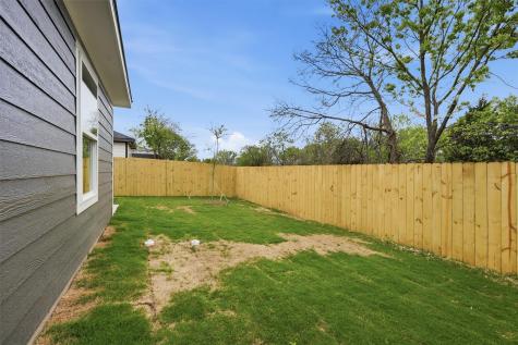 1012 S 1st Street Sherman TX 75090