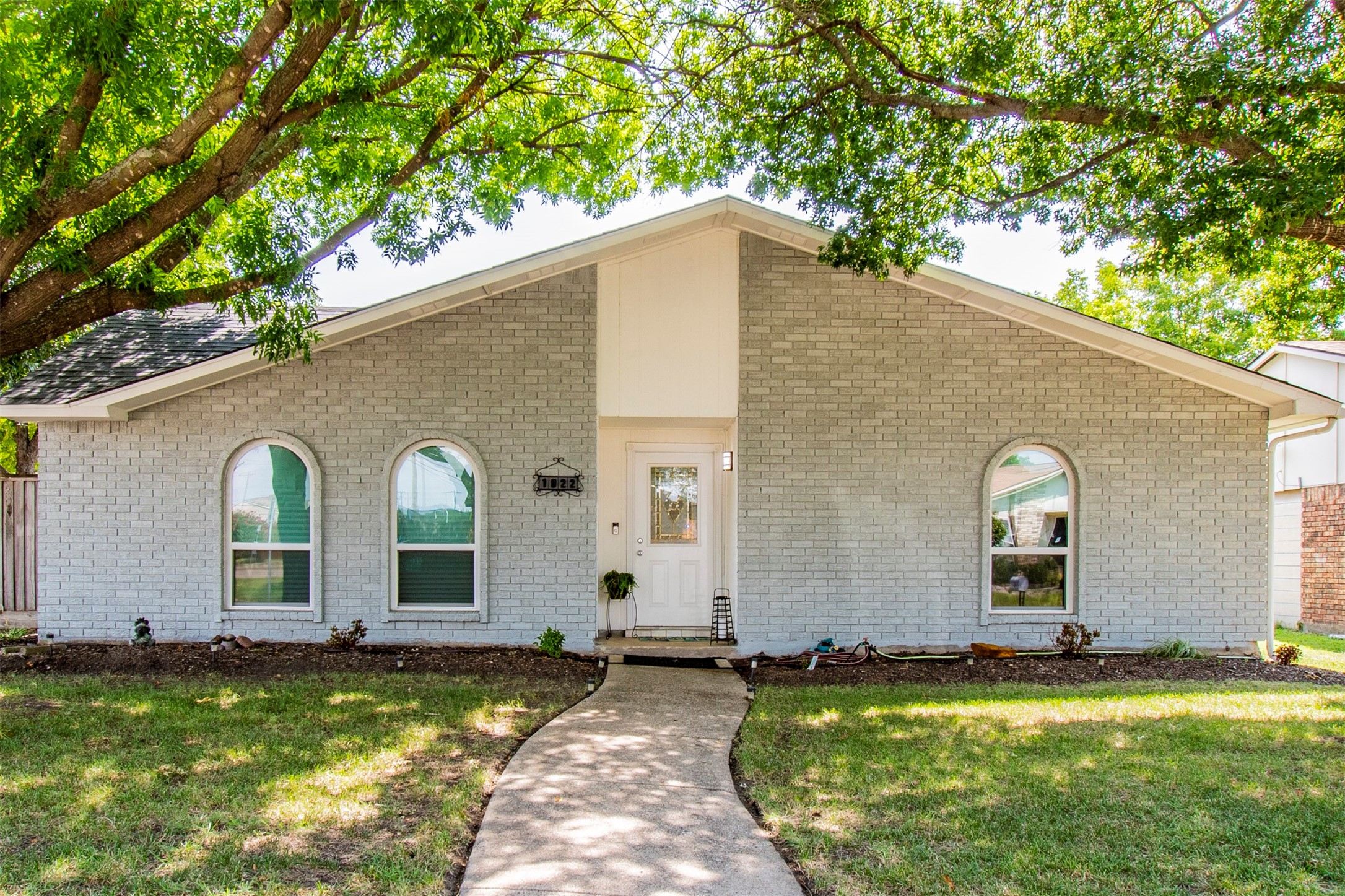 1922 Glenbrook Meadows Drive Garland TX 75040