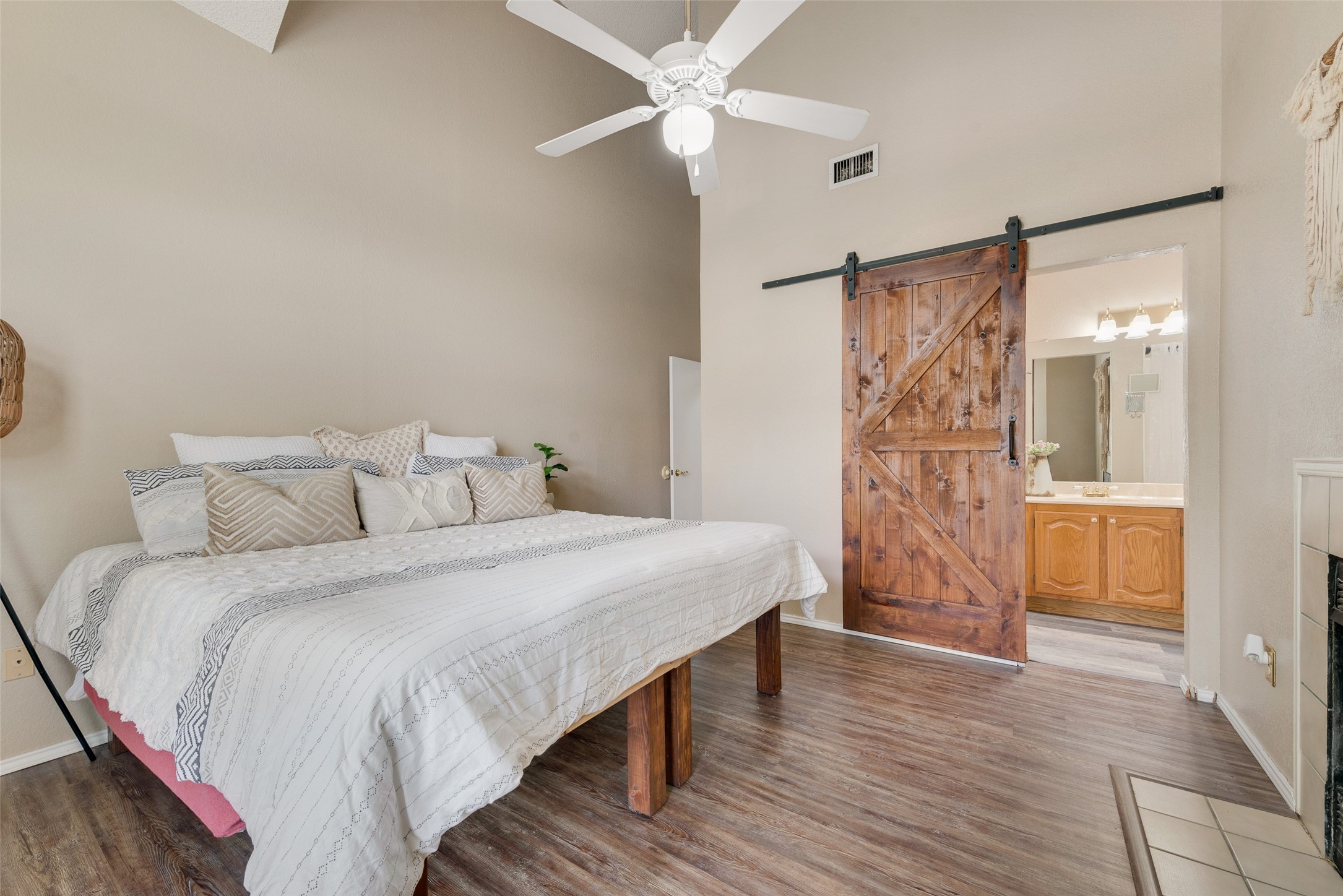 9122 Oak Hollow Drive Rowlett TX 75089