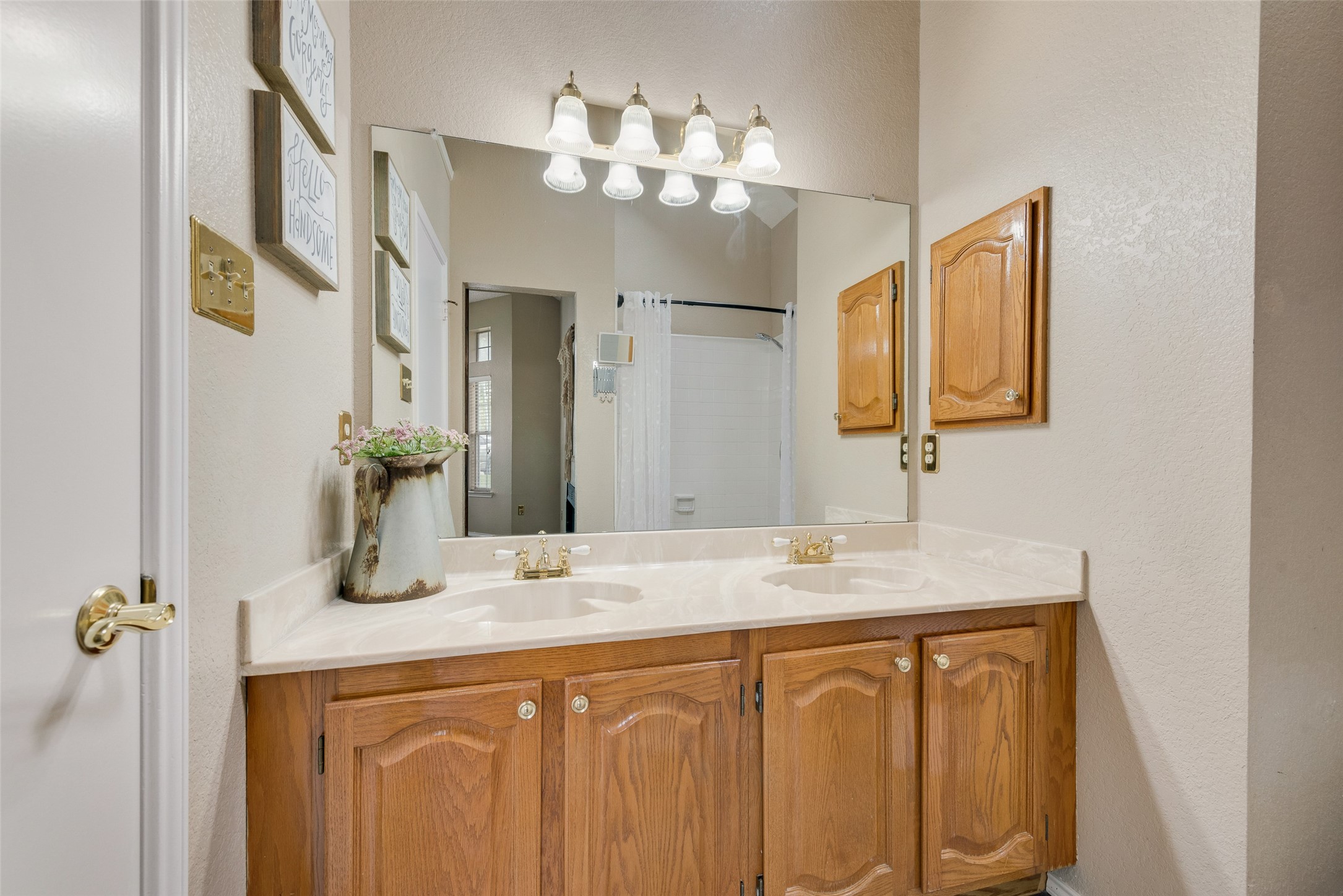 9122 Oak Hollow Drive Rowlett TX 75089