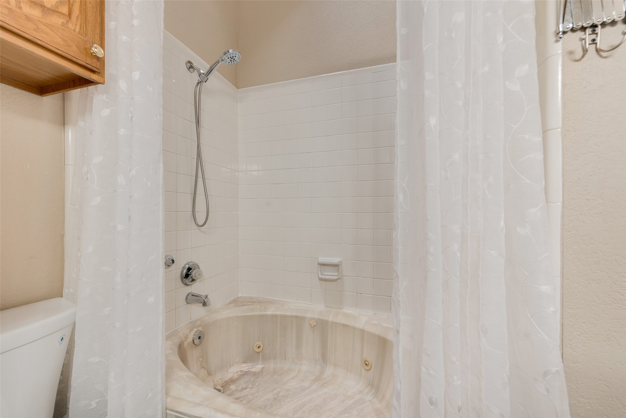 9122 Oak Hollow Drive Rowlett TX 75089