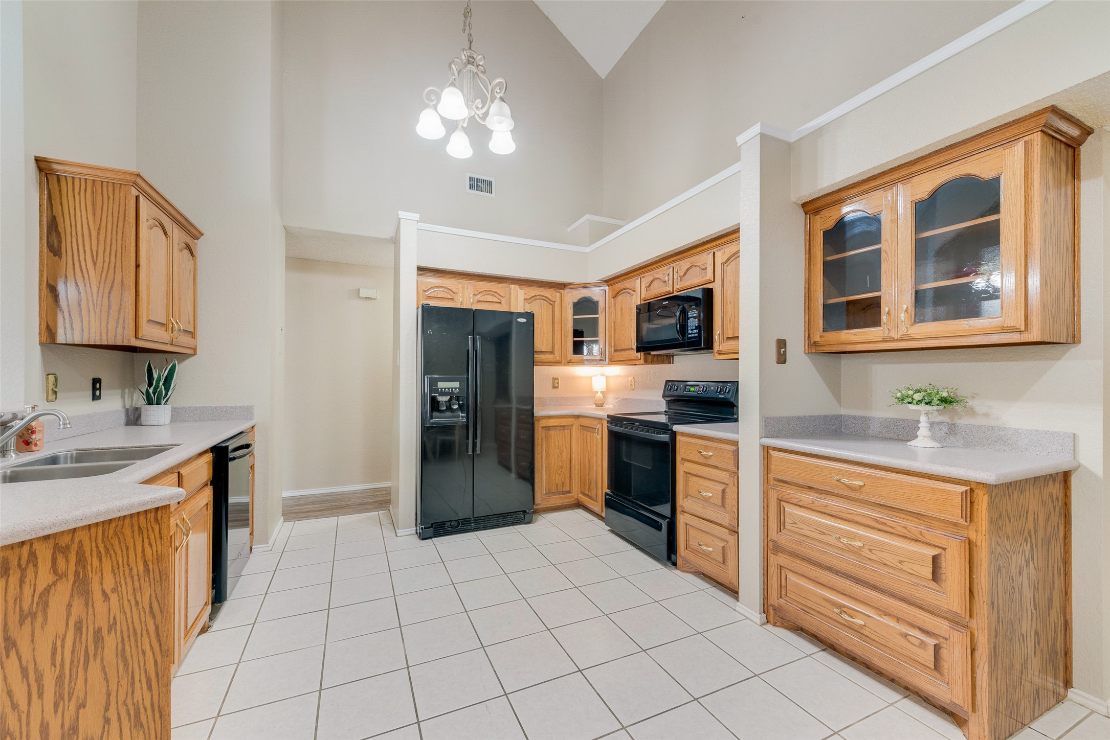 9122 Oak Hollow Drive Rowlett TX 75089