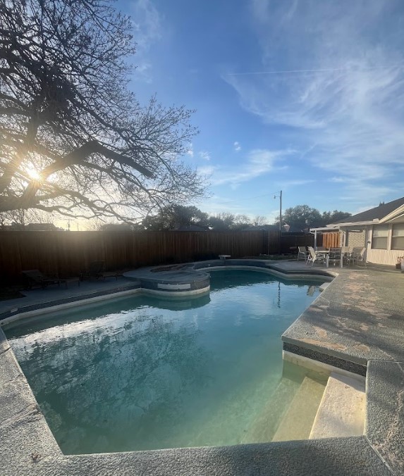 13001 Harkness Dallas TX 75243