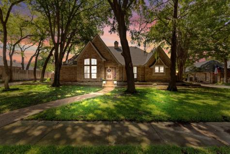 1120 Hidden Oaks Drive Bedford TX 76022