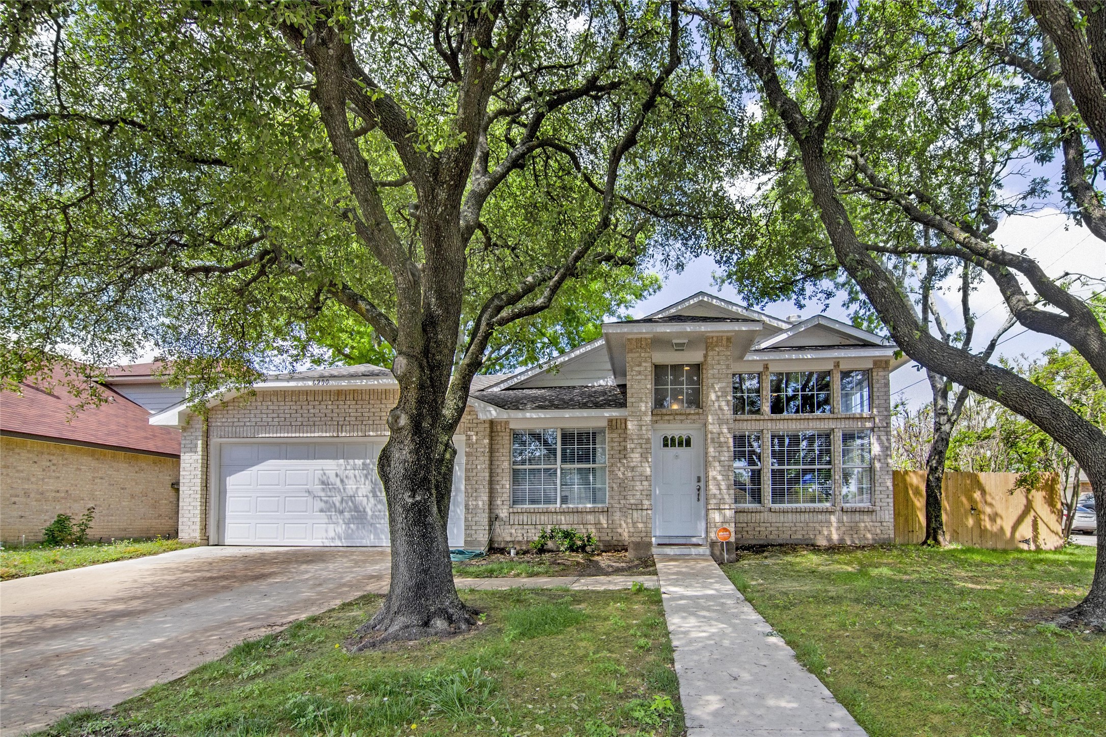 6200 Fairlane Drive Arlington TX 76001
