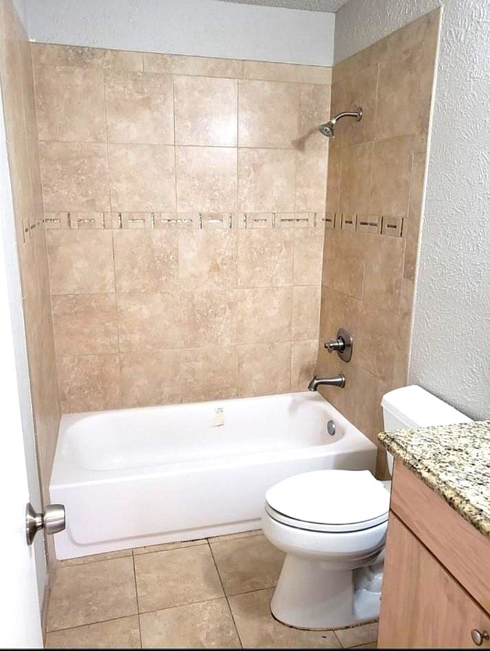2752 Meadow Isle Lane Dallas TX 75237