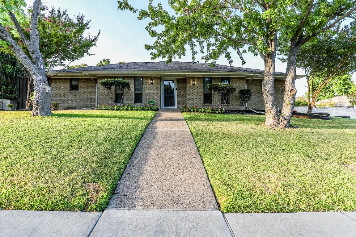 3506 Valley View Lane Garland TX 75043