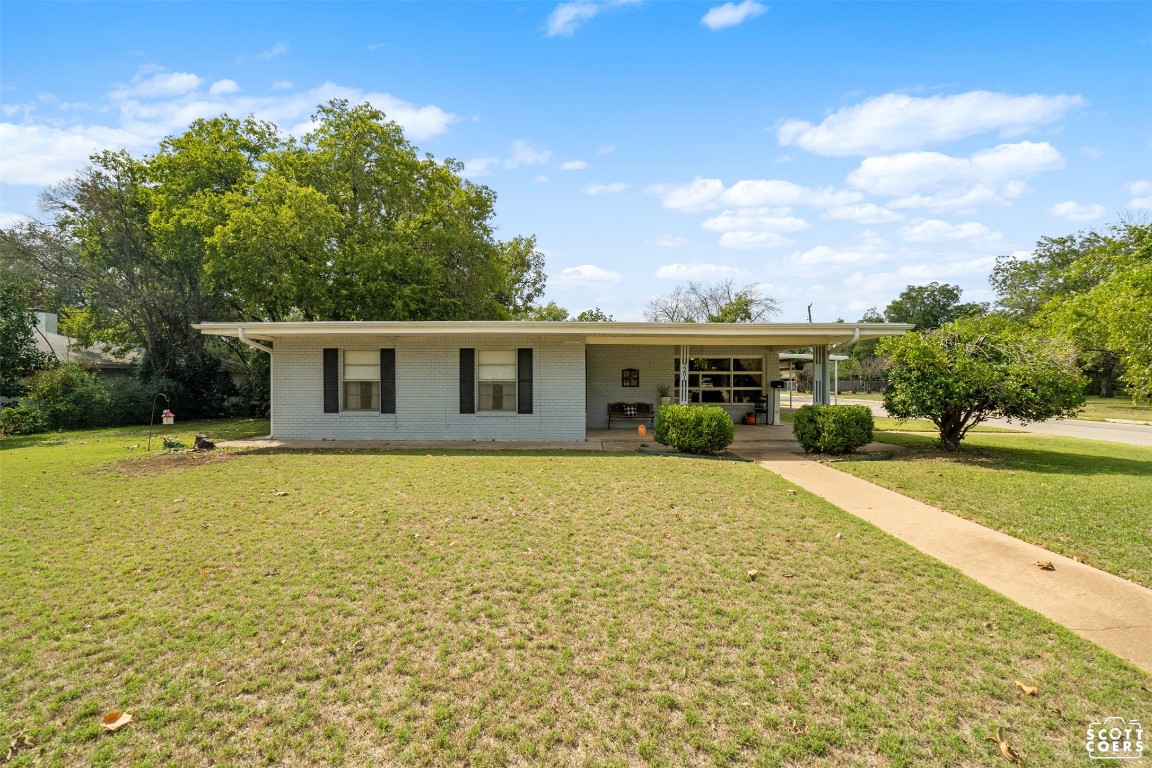2201 Belmeade Street Brownwood TX 76801