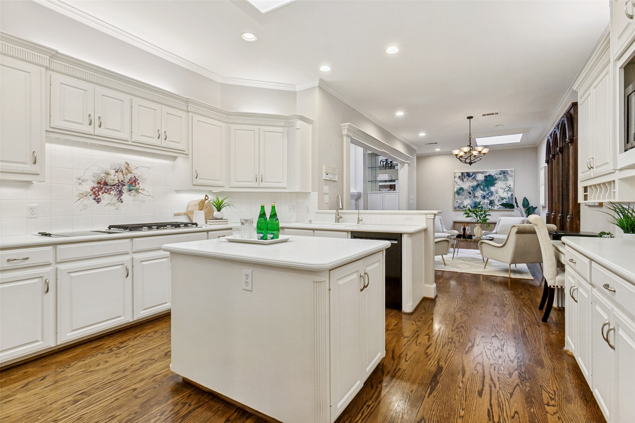 7228 Helsem Bend Dallas TX 75230