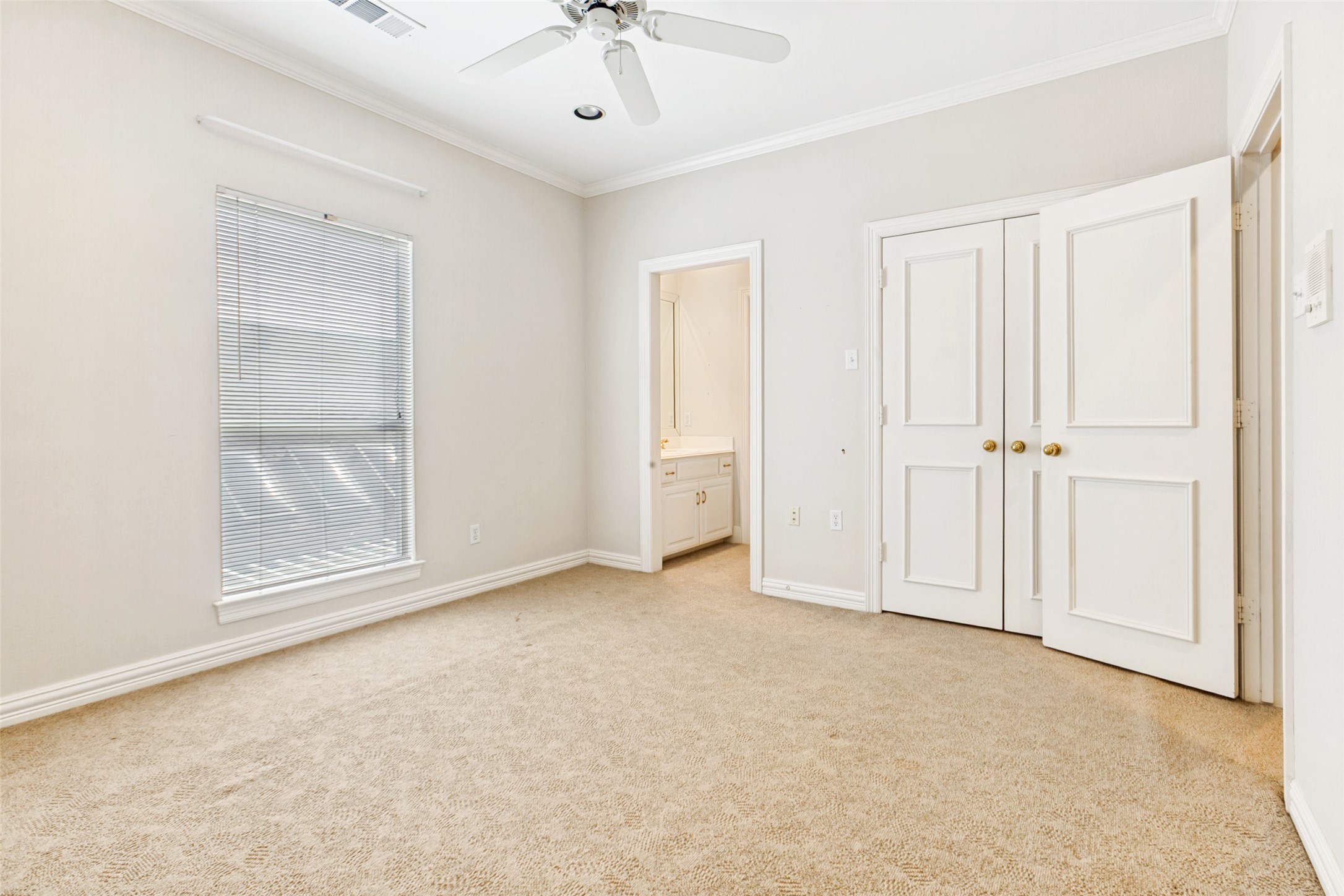 7228 Helsem Bend Dallas TX 75230