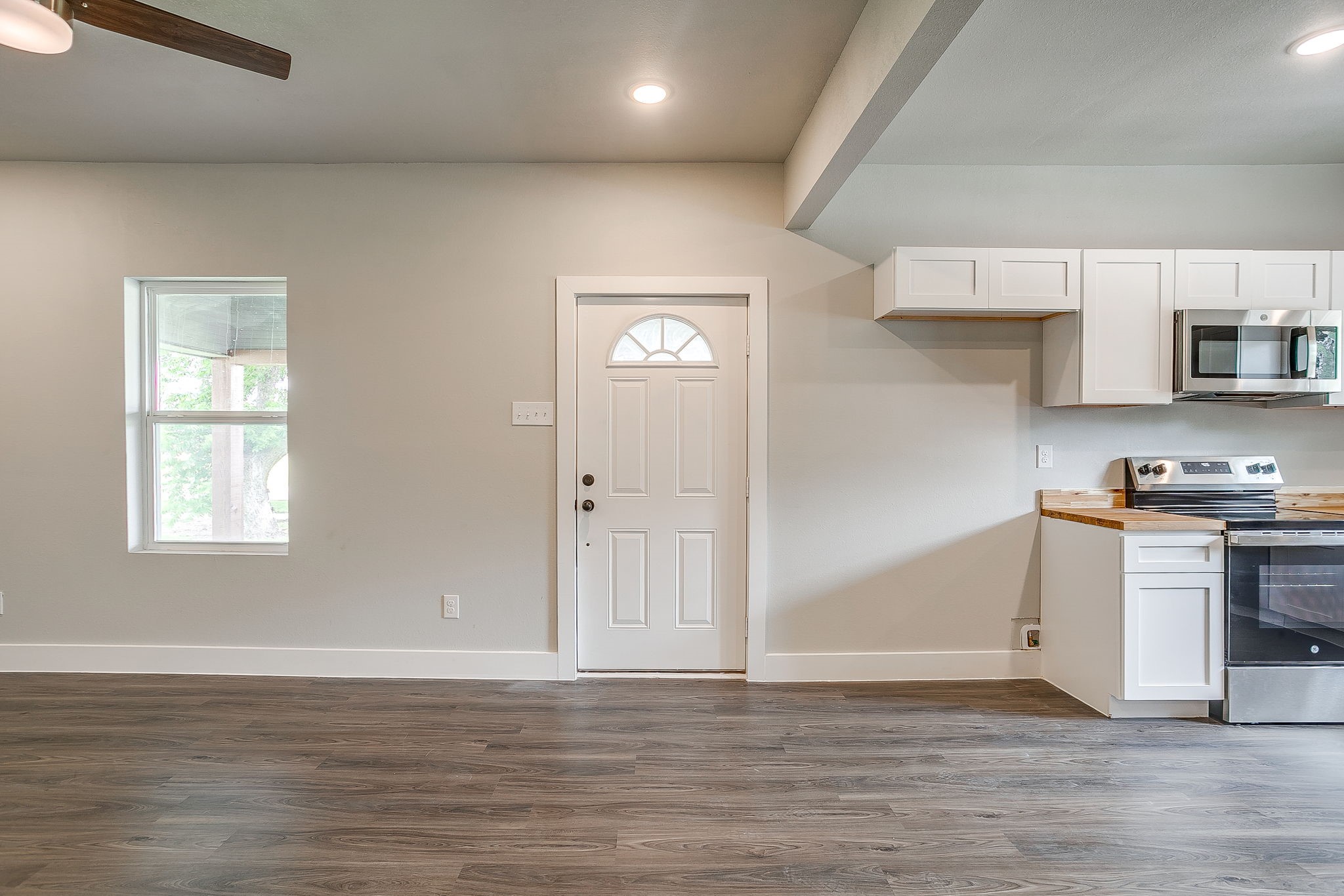 206 W 8th Street Venus TX 76084