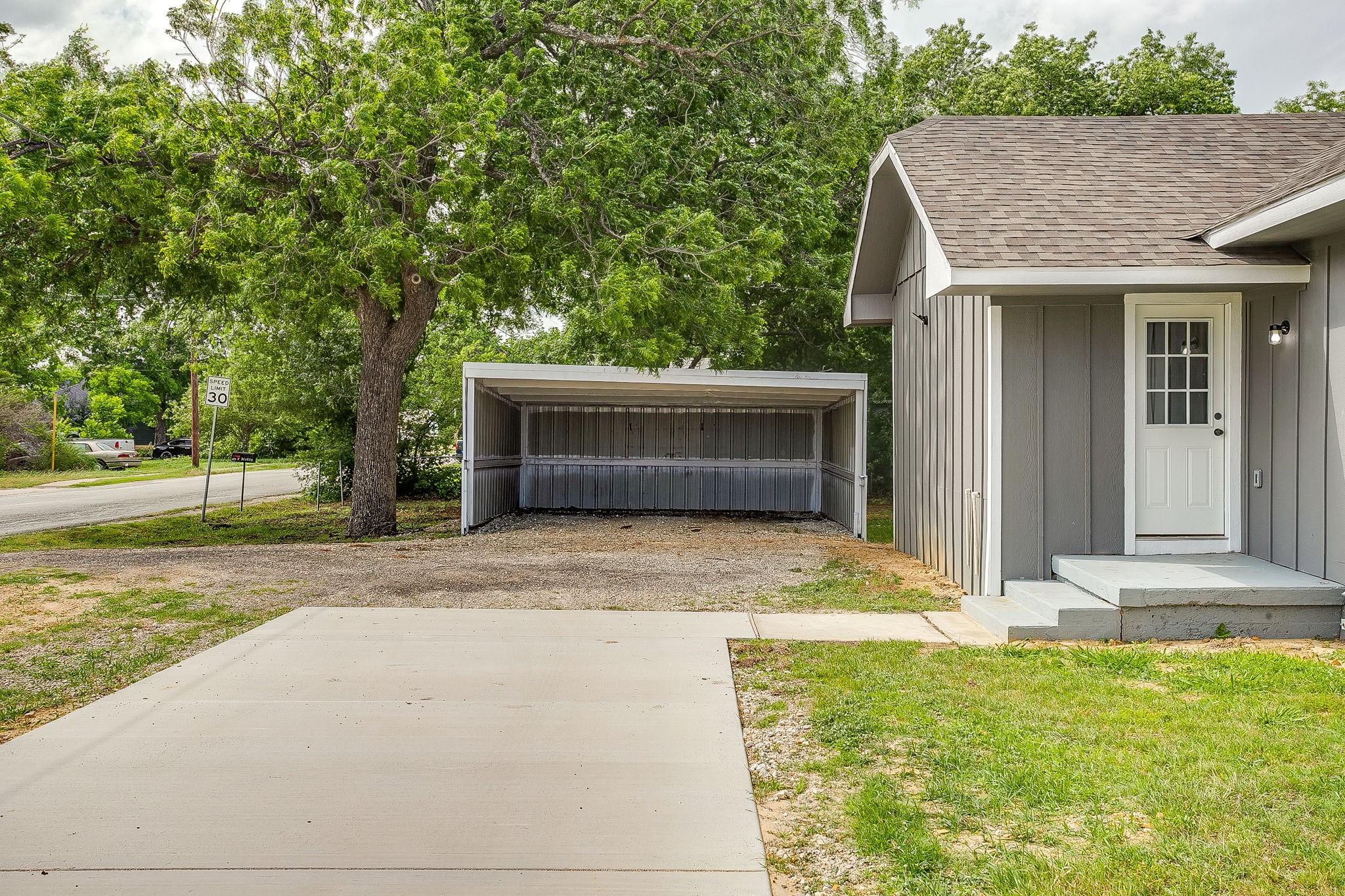 206 W 8th Street Venus TX 76084