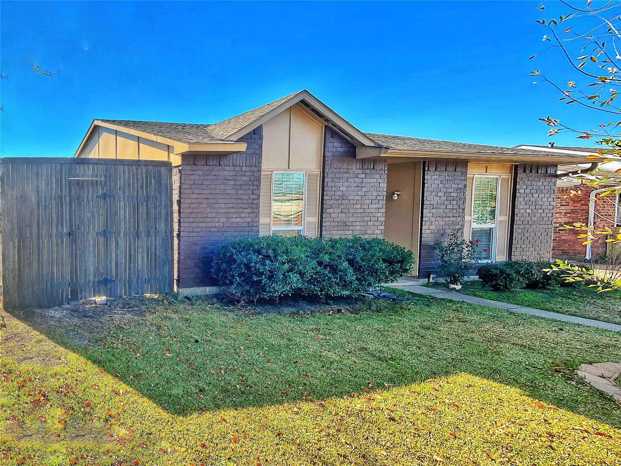 5704 Perrin Street The Colony TX 75056