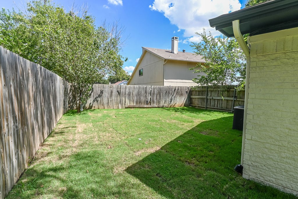 967 Madison Circle Lewisville TX 75067
