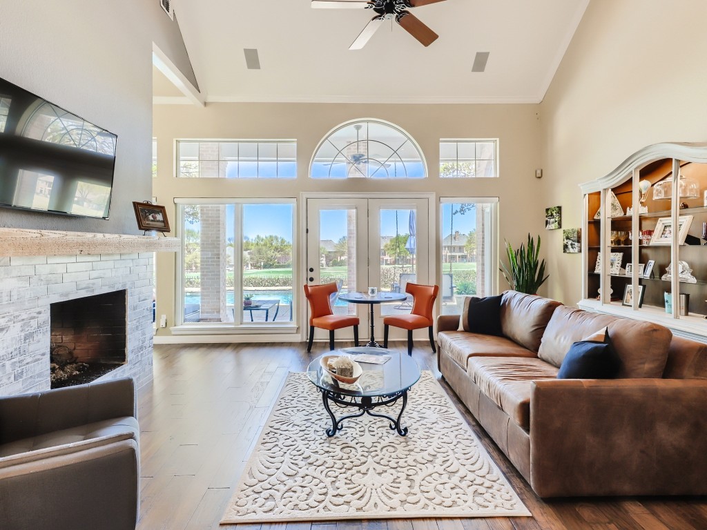 4715 N Meadow Ridge Circle Mckinney TX 75072