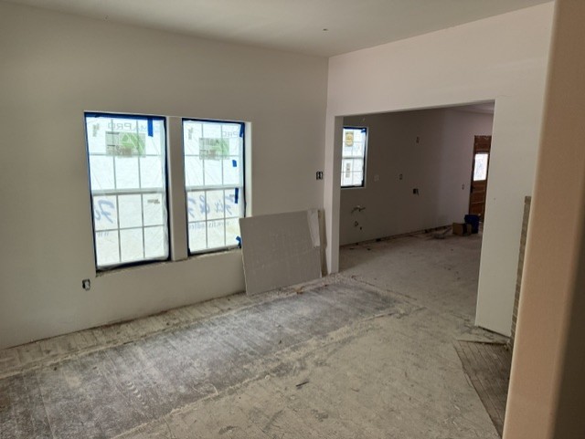 812 W 10th Street Bonham TX 75418
