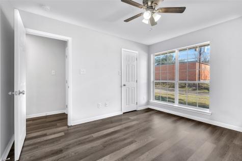 103 Lyle Street Gladewater TX 75647