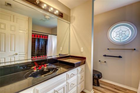 900 River Oaks Drive Greenville TX 75402