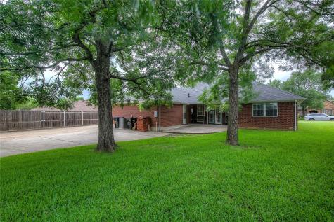 900 River Oaks Drive Greenville TX 75402