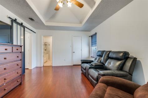 627 Lemon Drive Arlington TX 76018
