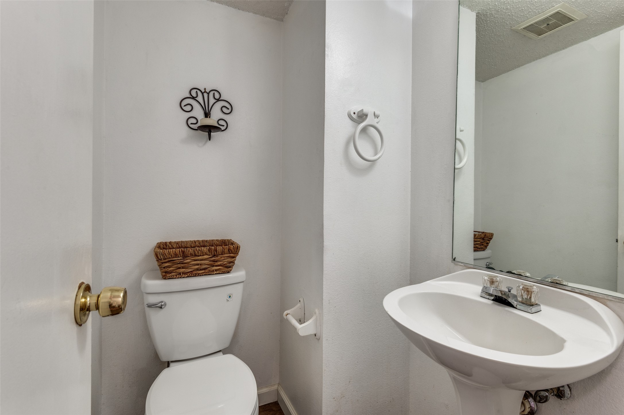 627 Lemon Drive Arlington TX 76018