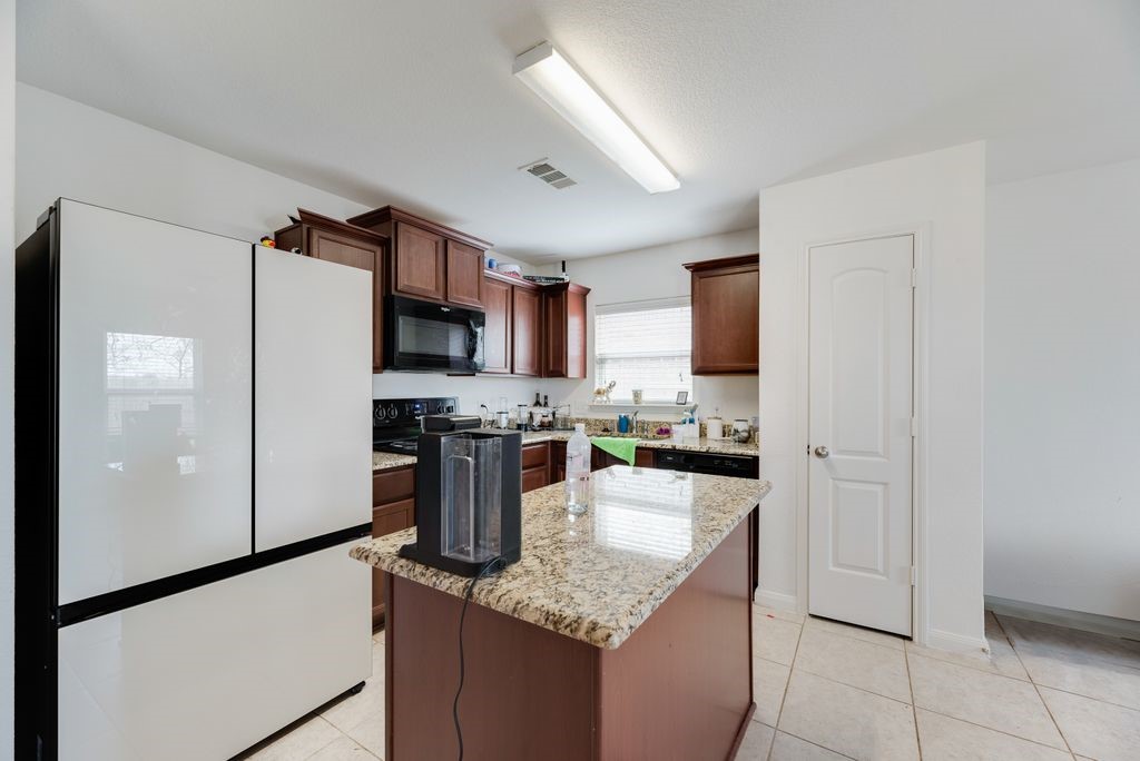 1904 Fairbanks Drive Princeton TX 75407