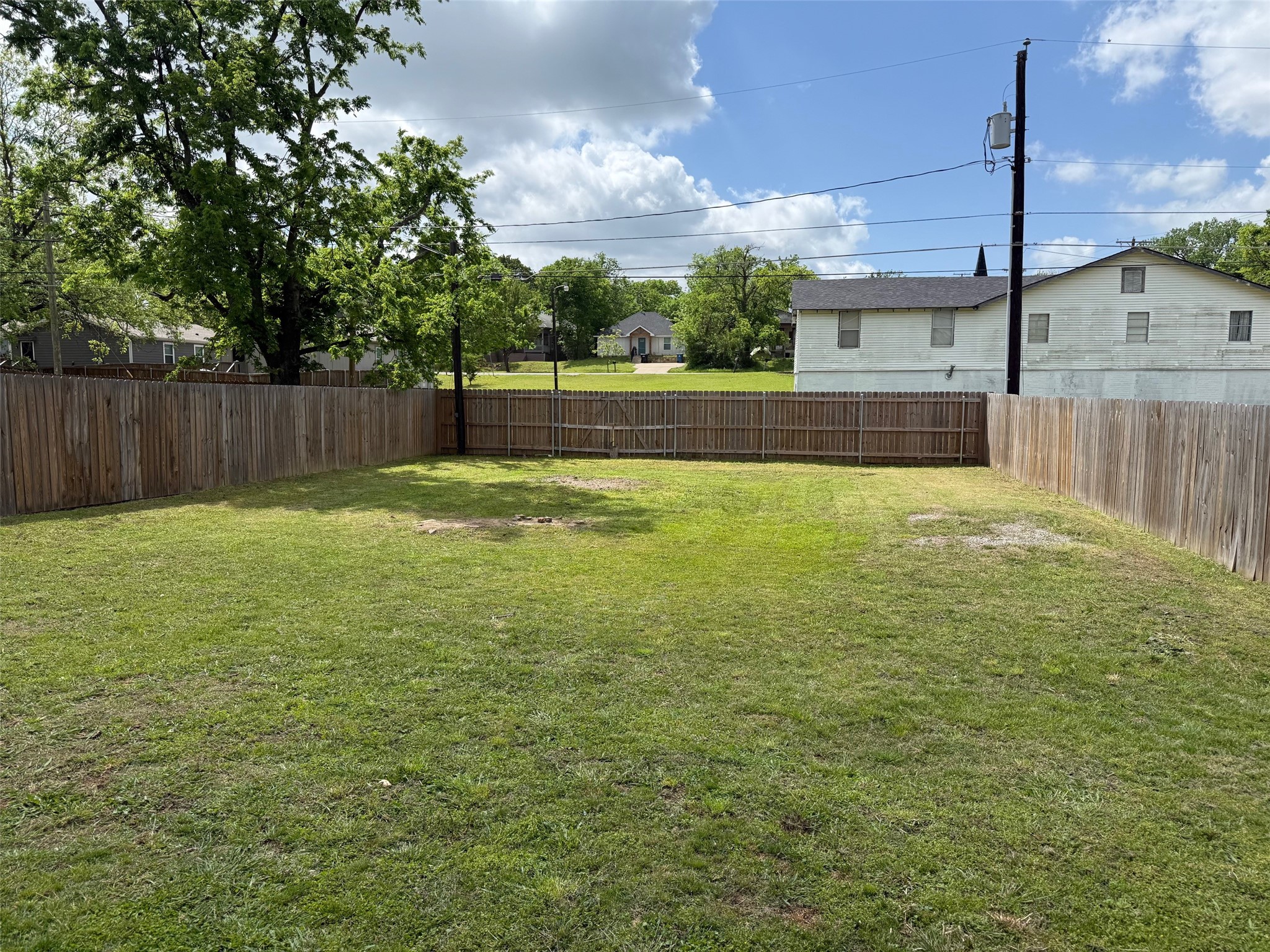 406 E Shepherd Street Denison TX 75021
