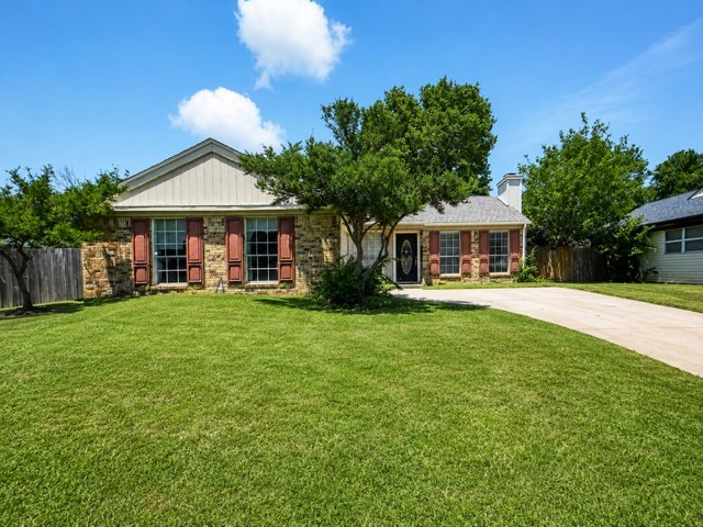 3905 Dogwood Court Fort Worth TX 76137