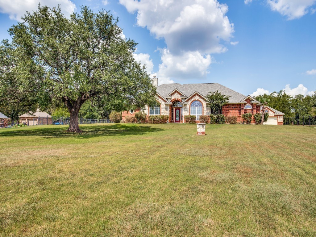 309 Covered Bridge Court Fort Worth TX 76108