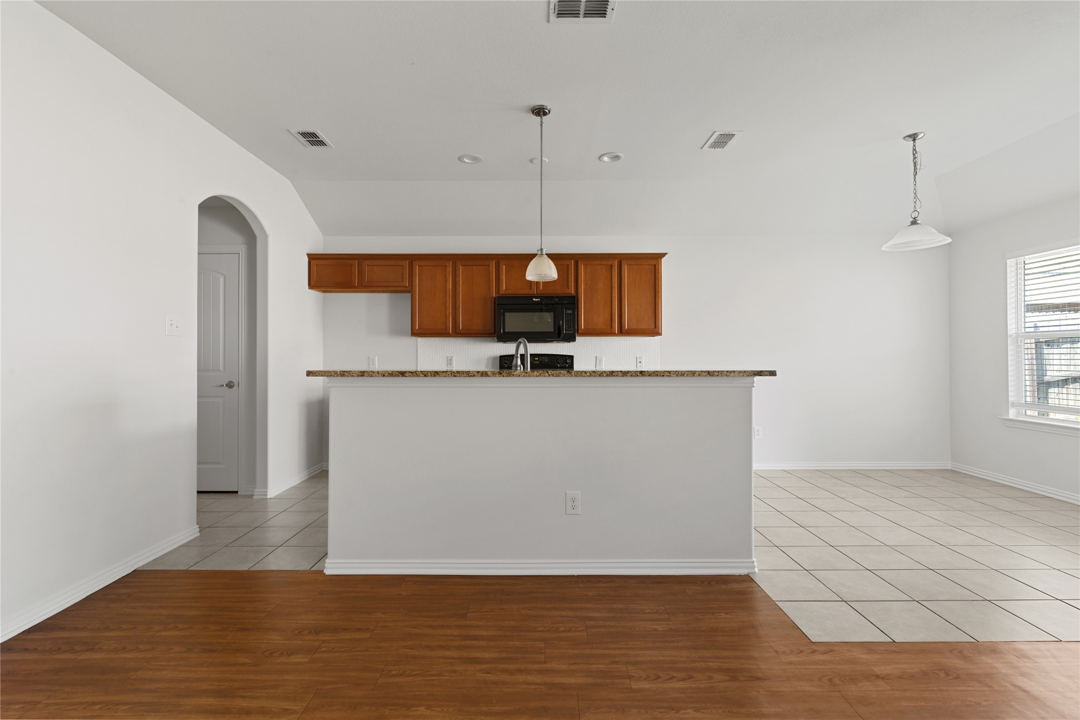 629 Antonio Lane Waxahachie TX 75165