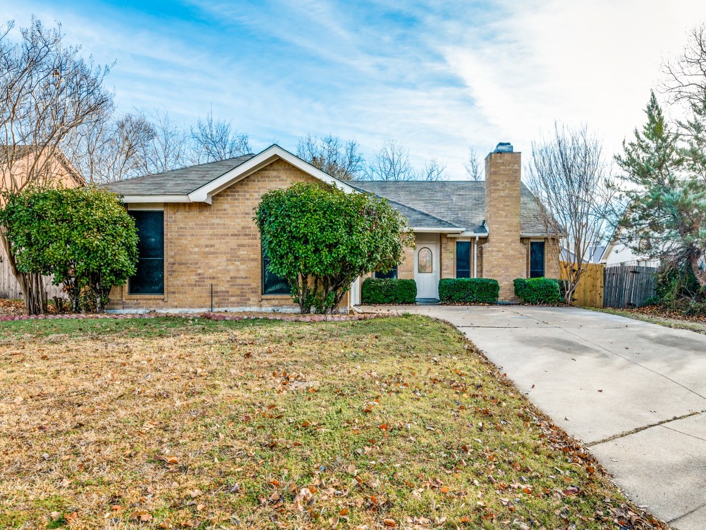 7904 Woodrock Court Fort Worth TX 76137