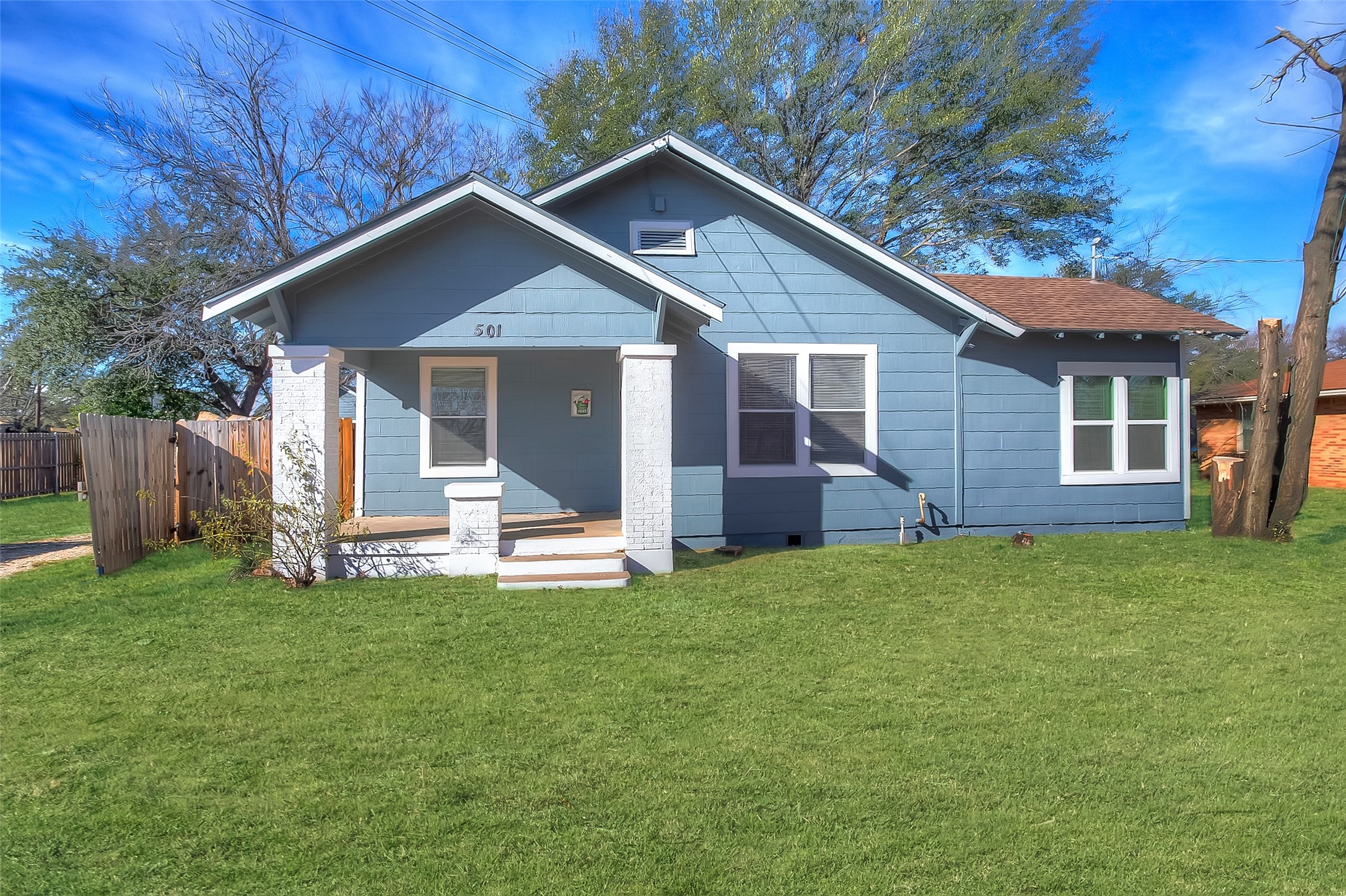 501 Churchill Road River Oaks TX 76114