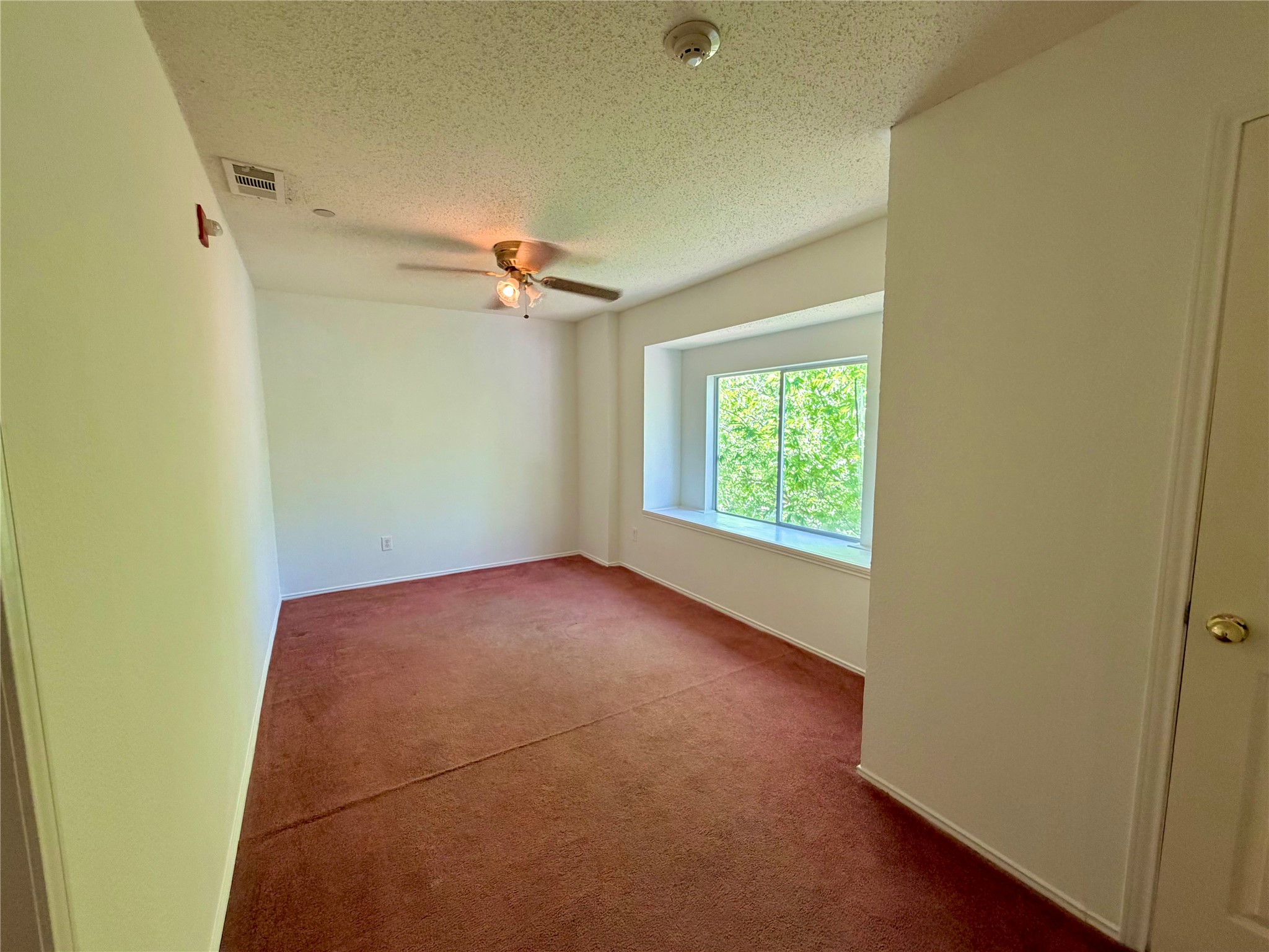 5518 Heathercrest Drive Arlington TX 76018