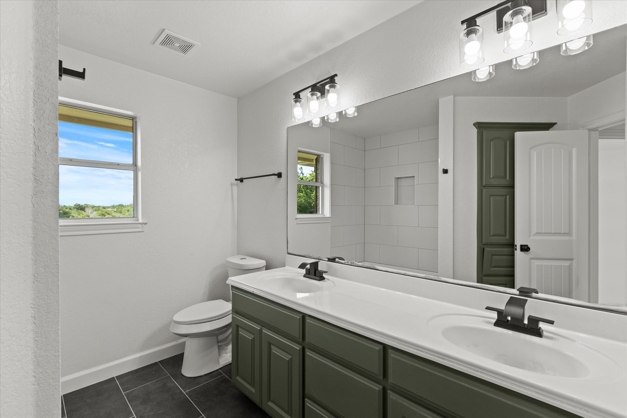 2517 Hayley Drive Weatherford TX 76085