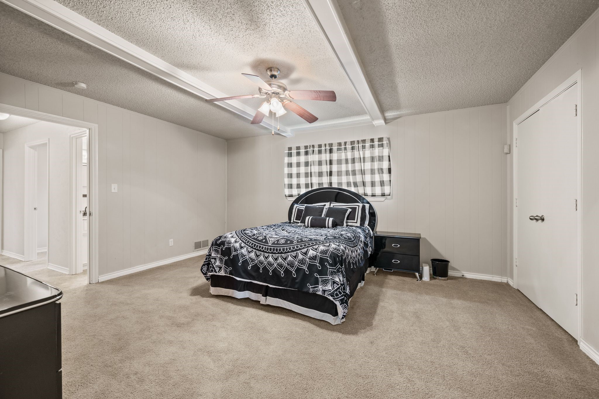 9731 Amberley Drive Dallas TX 75243