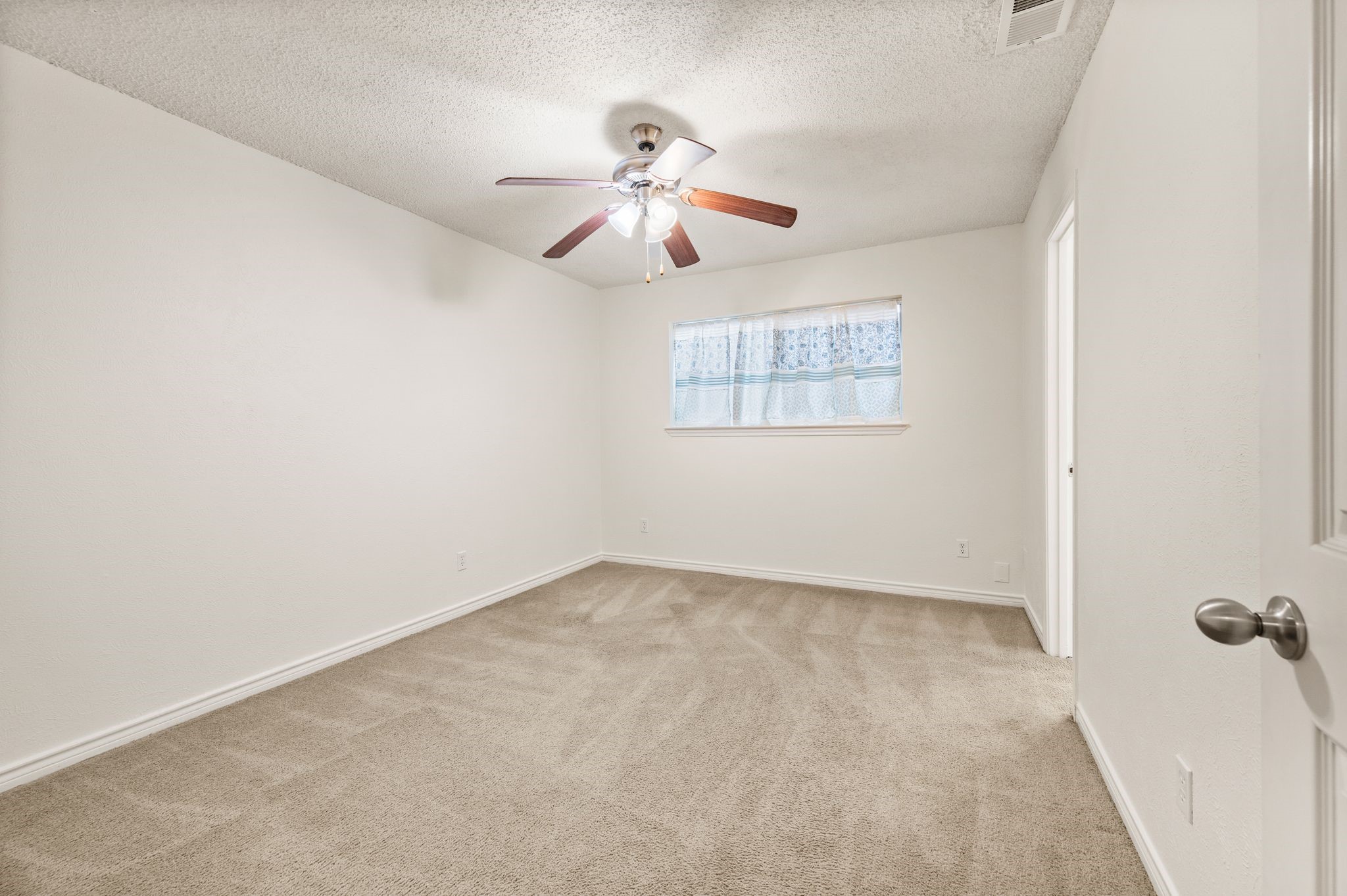 9731 Amberley Drive Dallas TX 75243