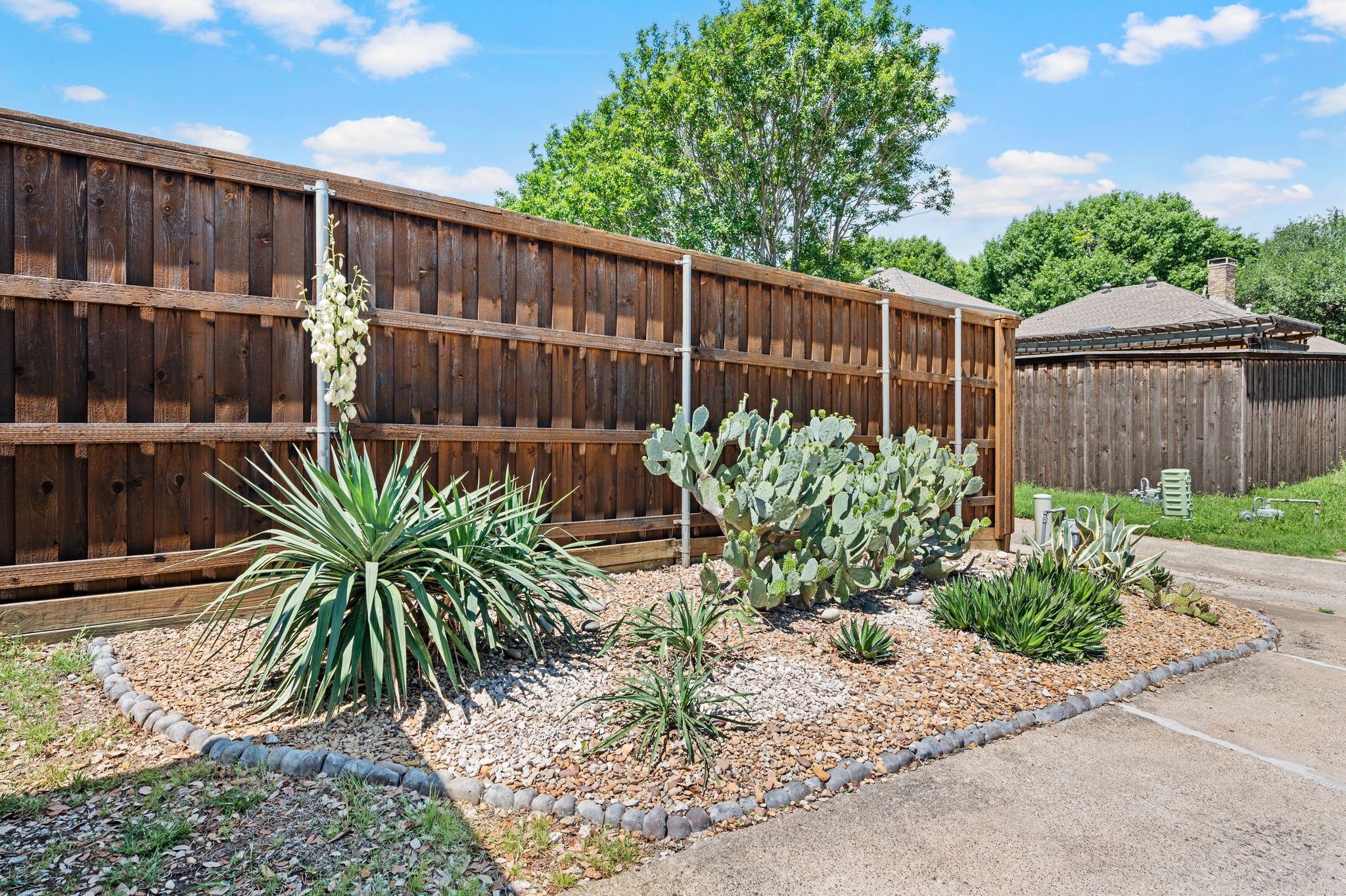 9731 Amberley Drive Dallas TX 75243