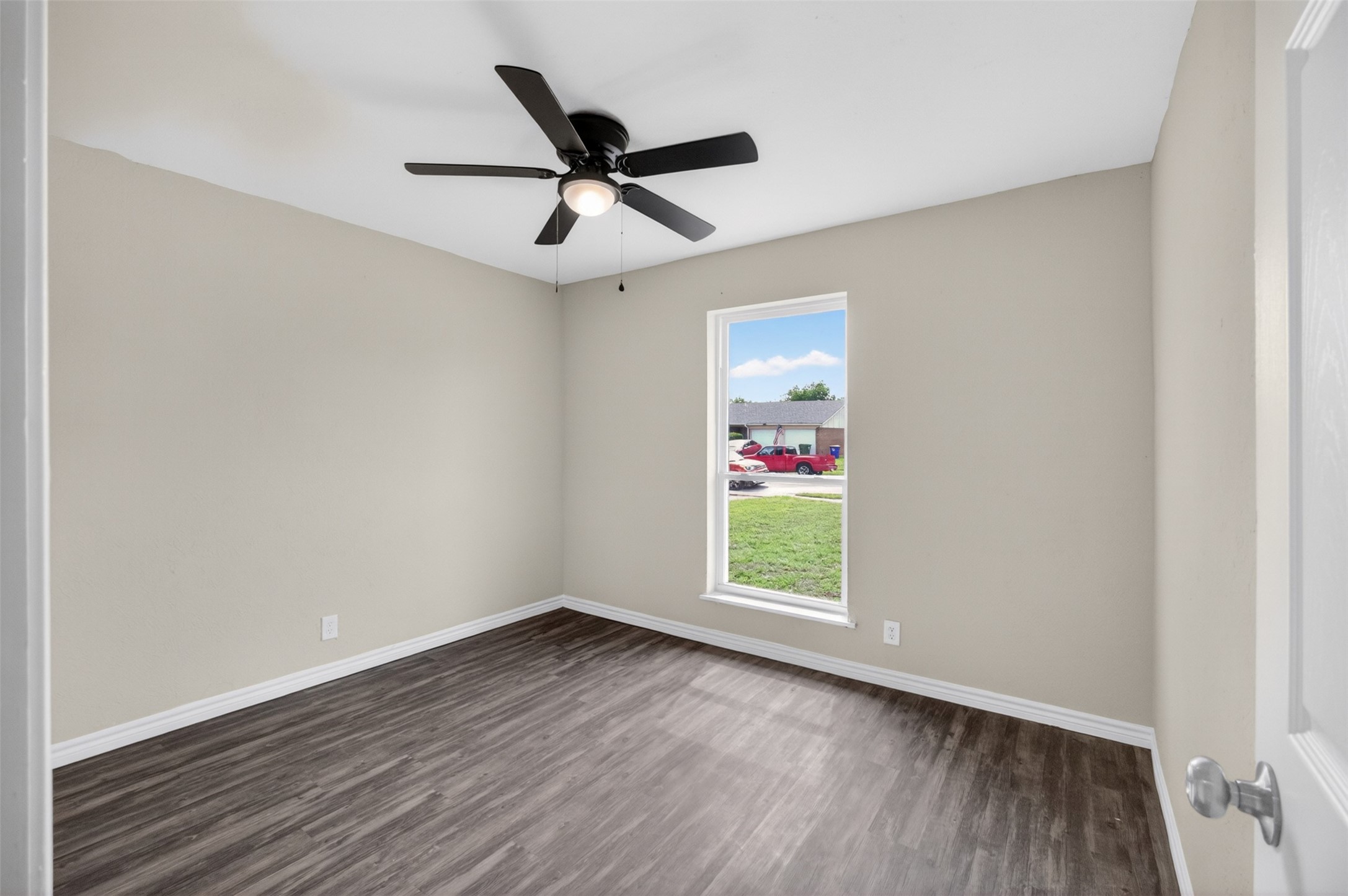 7528 Meadowlark Lane N Watauga TX 76148