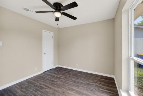 7528 Meadowlark Lane N Watauga TX 76148