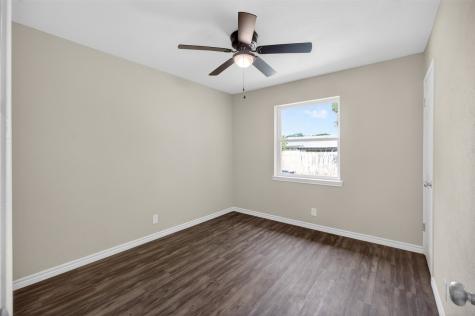 7528 Meadowlark Lane N Watauga TX 76148