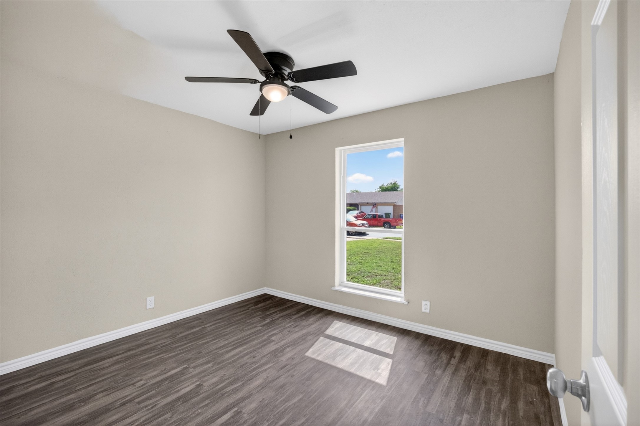 7528 Meadowlark Lane N Watauga TX 76148