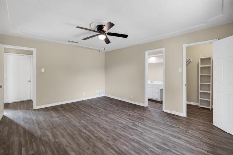 7528 Meadowlark Lane N Watauga TX 76148